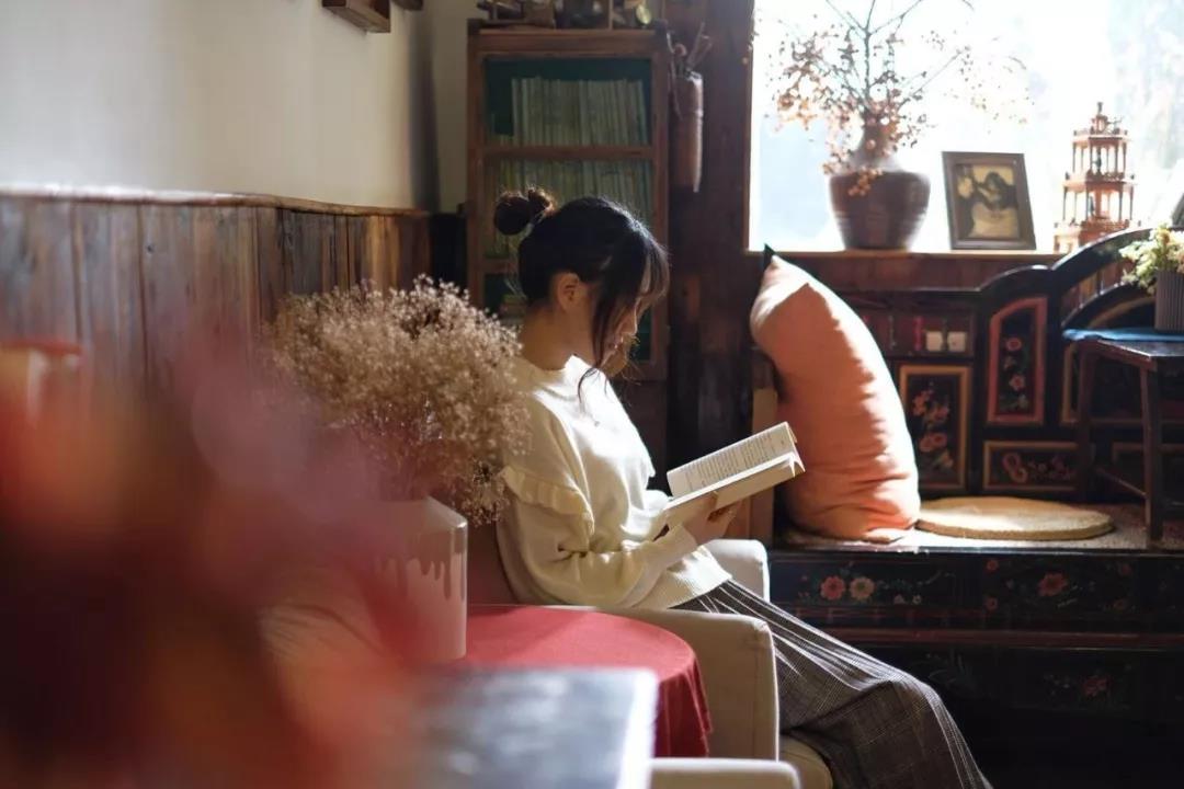 古山重水云間，細(xì)水長(zhǎng)流吸引你