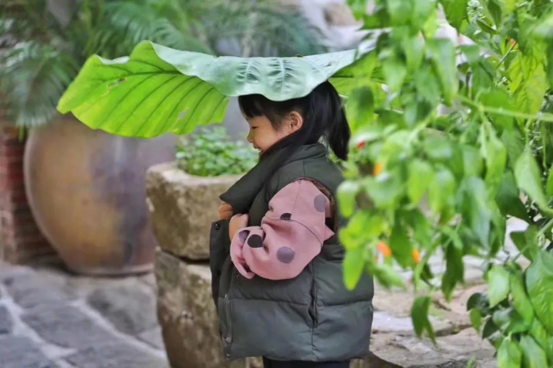 古山重水云間，細(xì)水長(zhǎng)流吸引你