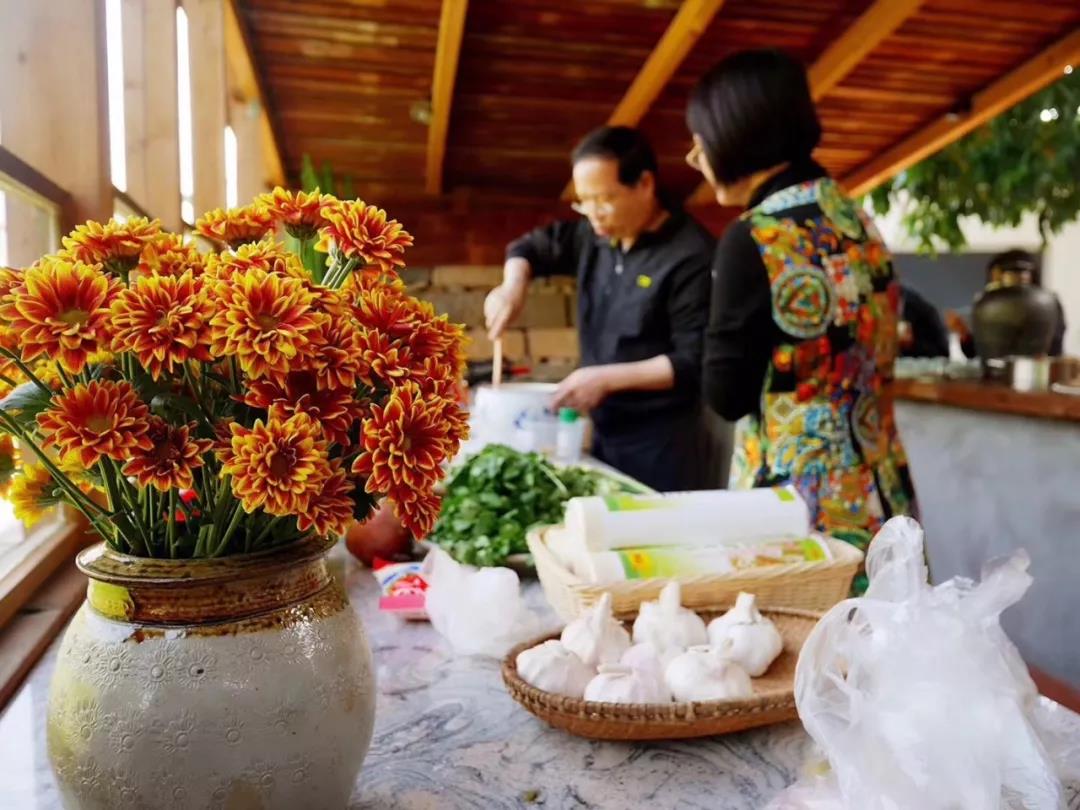 古山重水云間，細(xì)水長流吸引你