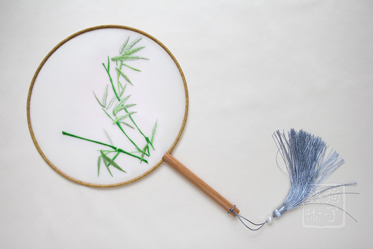 高風亮節(jié)竹子刺繡團扇，古典繡花宮扇工藝扇子