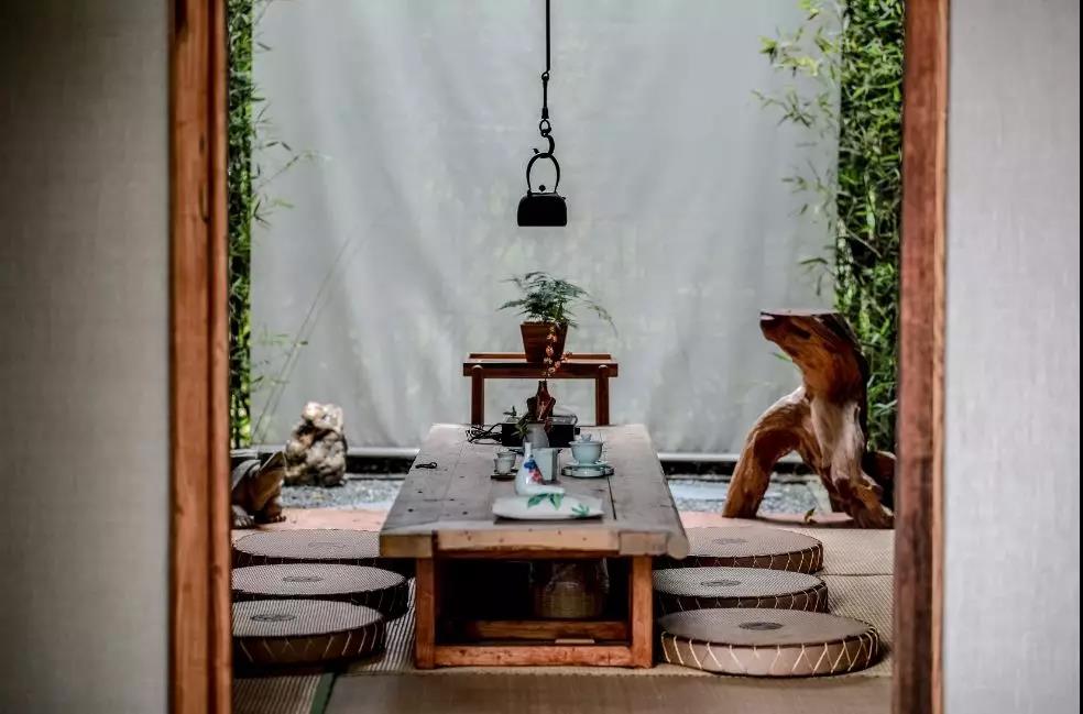 上山上去生活吧，上山上迎你還家！