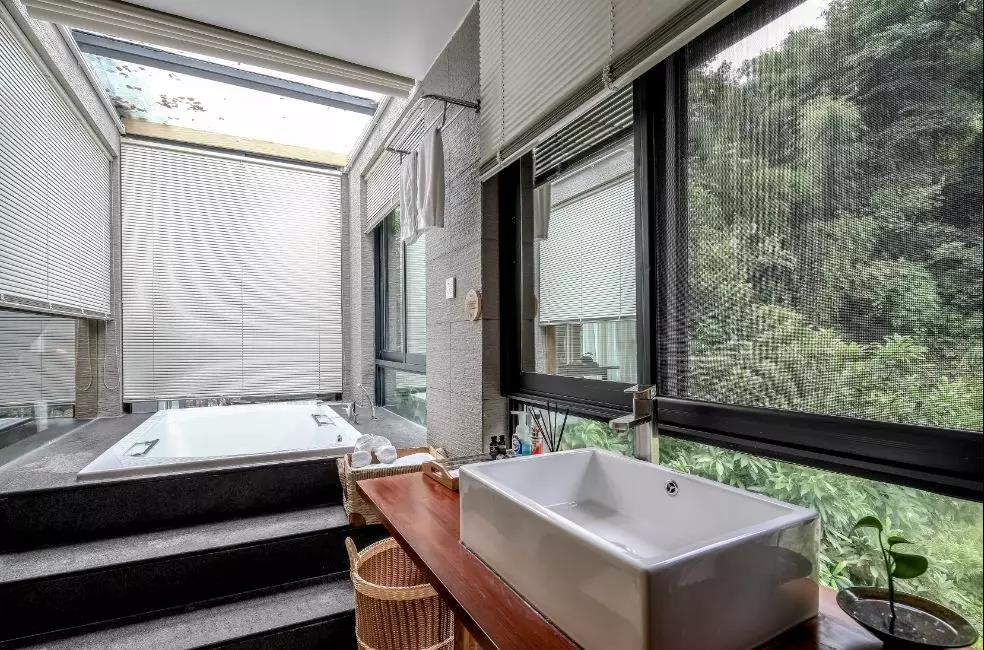 上山上去生活吧，上山上迎你還家！