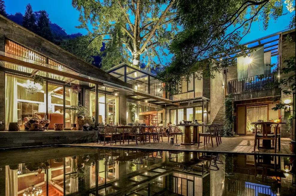 上山上去生活吧，上山上迎你還家！