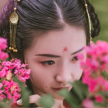 花顏古典氣質(zhì)女生頭像，唯美古風(fēng)真人頭像
