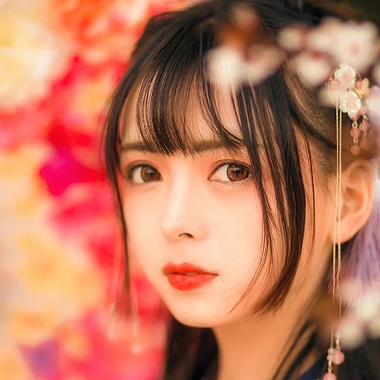 如花似夢帶傘女生頭像，唯美古風真人頭像