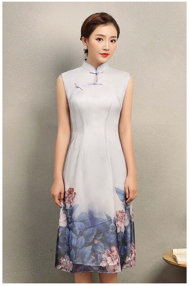 溫婉優(yōu)雅淡紫旗袍，文藝復(fù)古氣息旗袍裙