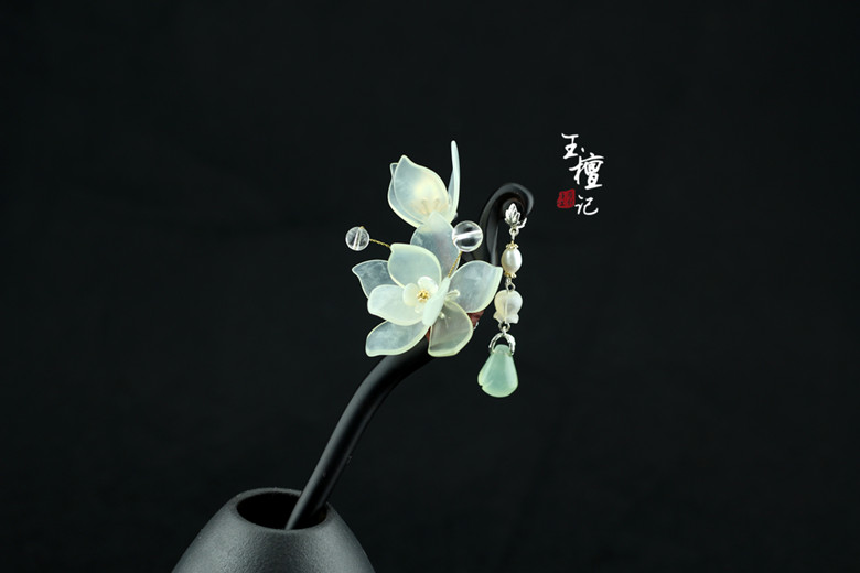 古風(fēng)玉蘭花黑檀木簪子，手工玉簪花頭飾