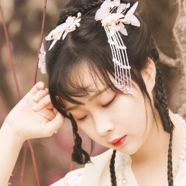 清新梅花仙子女生頭像，唯美古風真人頭像