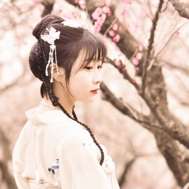 清新梅花仙子女生頭像，唯美古風真人頭像