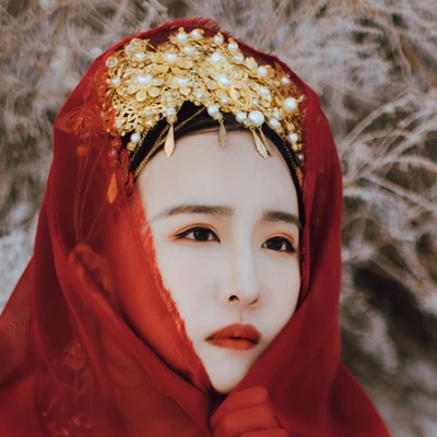 花嫁衣裳女生頭像，唯美古風(fēng)真人頭像