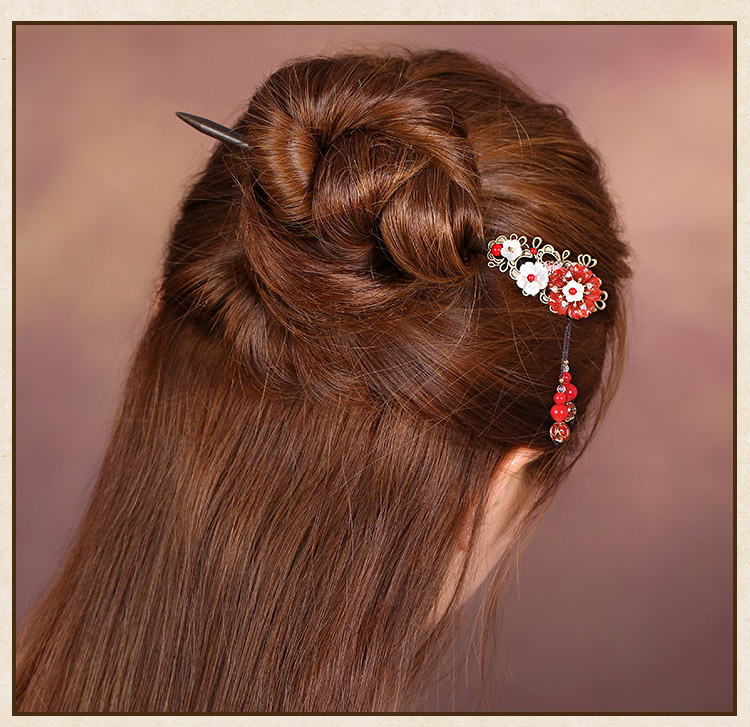 紅葉似火發(fā)簪簪子，青春活力步搖頭飾