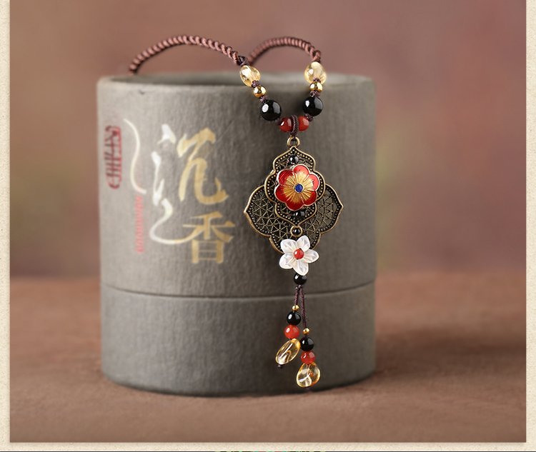 古典之美婭敘項(xiàng)鏈，古色古香民族風(fēng)項(xiàng)鏈?zhǔn)罪? src="/wenxue/d/file/bigpic/190404/04/13-1P319134427.jpg" / data-npC7="nbtov7"><br / data-wQUj="0H8OtT">
	<img alt=