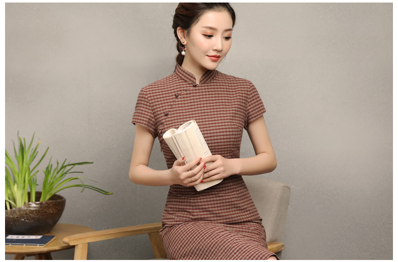 民國風(fēng)復(fù)古格子旗袍，改良棉麻短袖旗袍圖片