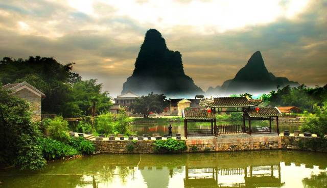 中國古鎮(zhèn)：淺析32個中國最美古鎮(zhèn)！