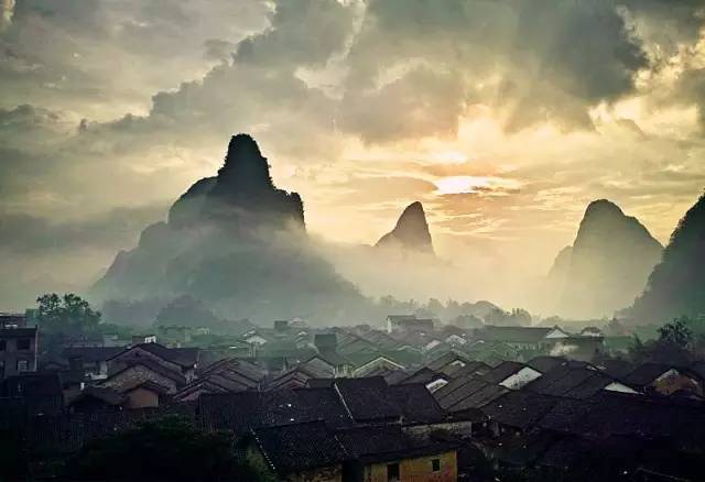 中國古鎮(zhèn)：淺析32個中國最美古鎮(zhèn)！