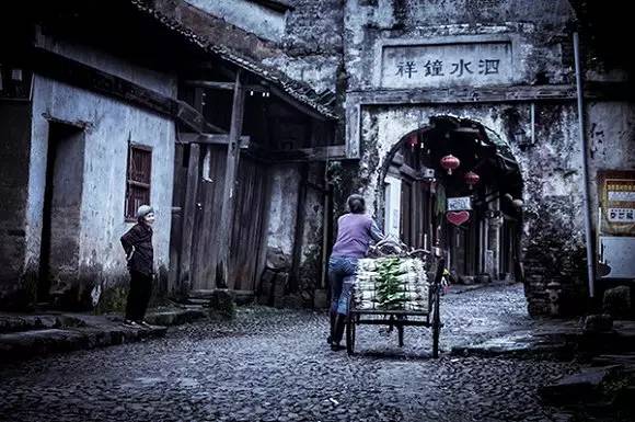 中國古鎮(zhèn)：淺析32個中國最美古鎮(zhèn)！