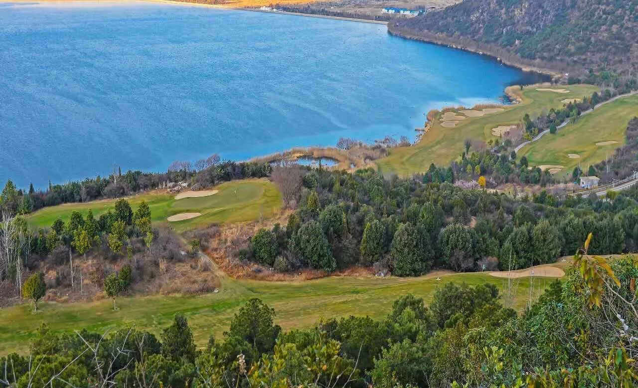 麗江·靈凈山舍，一花一木一世界！