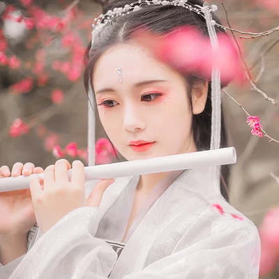 滿溢花香文藝女生頭像，唯美古風(fēng)真人頭像