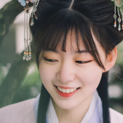 文藝淡雅女生頭像，唯美古風(fēng)真人頭像