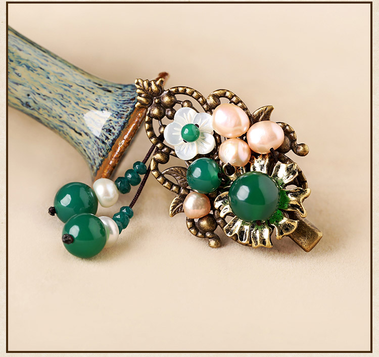 文藝復(fù)古花形朵發(fā)夾，氣質(zhì)典雅翠綠頭飾