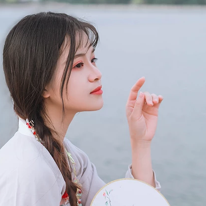 清新淑女持團(tuán)扇女生頭像，唯美古風(fēng)真人頭像