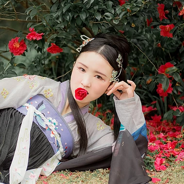 嬌艷花朵女生頭像，唯美古風(fēng)真人頭像