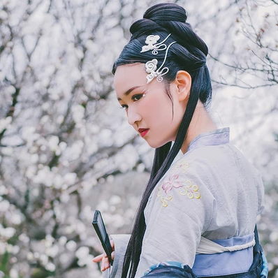 嬌艷花朵女生頭像，唯美古風(fēng)真人頭像