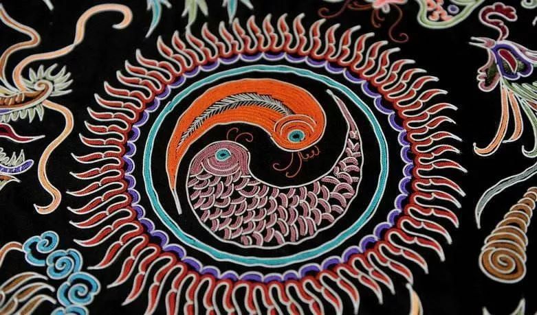 淺析中國刺繡，家佳樂文學(xué)的刺繡究竟有多美?