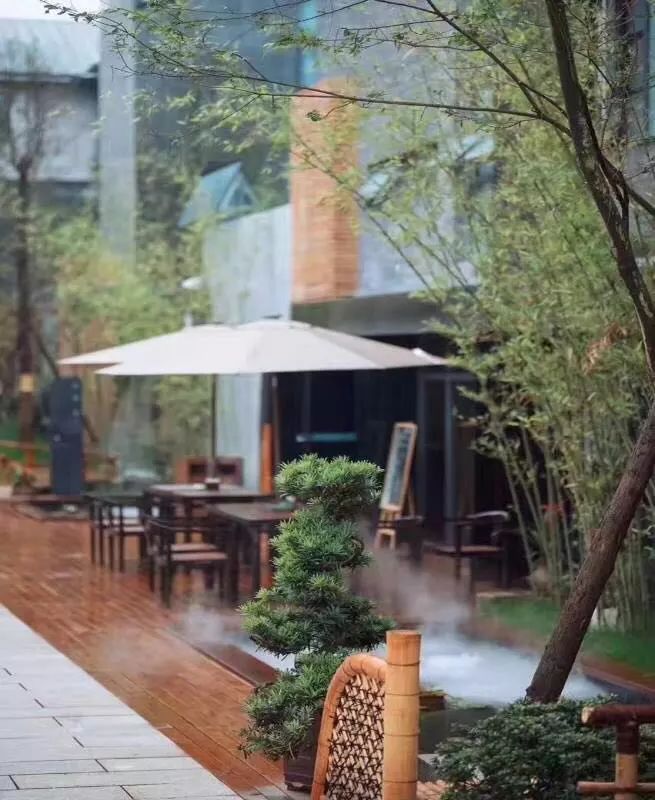 青城山·心越酒店，美的很自然沒有斧鑿的刻意