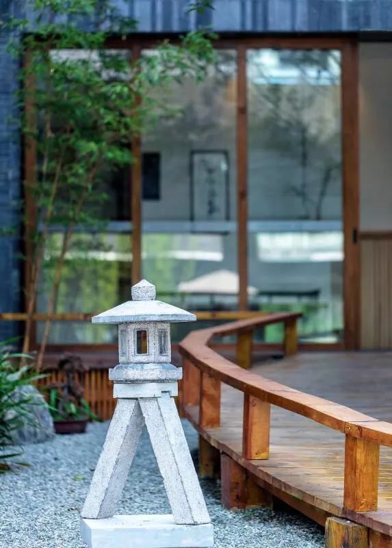 青城山·心越酒店，美的很自然沒(méi)有斧鑿的刻意