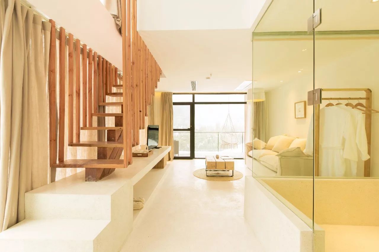 莫干山魚缸·花田美宿，旅途雖驅愁不如早還家