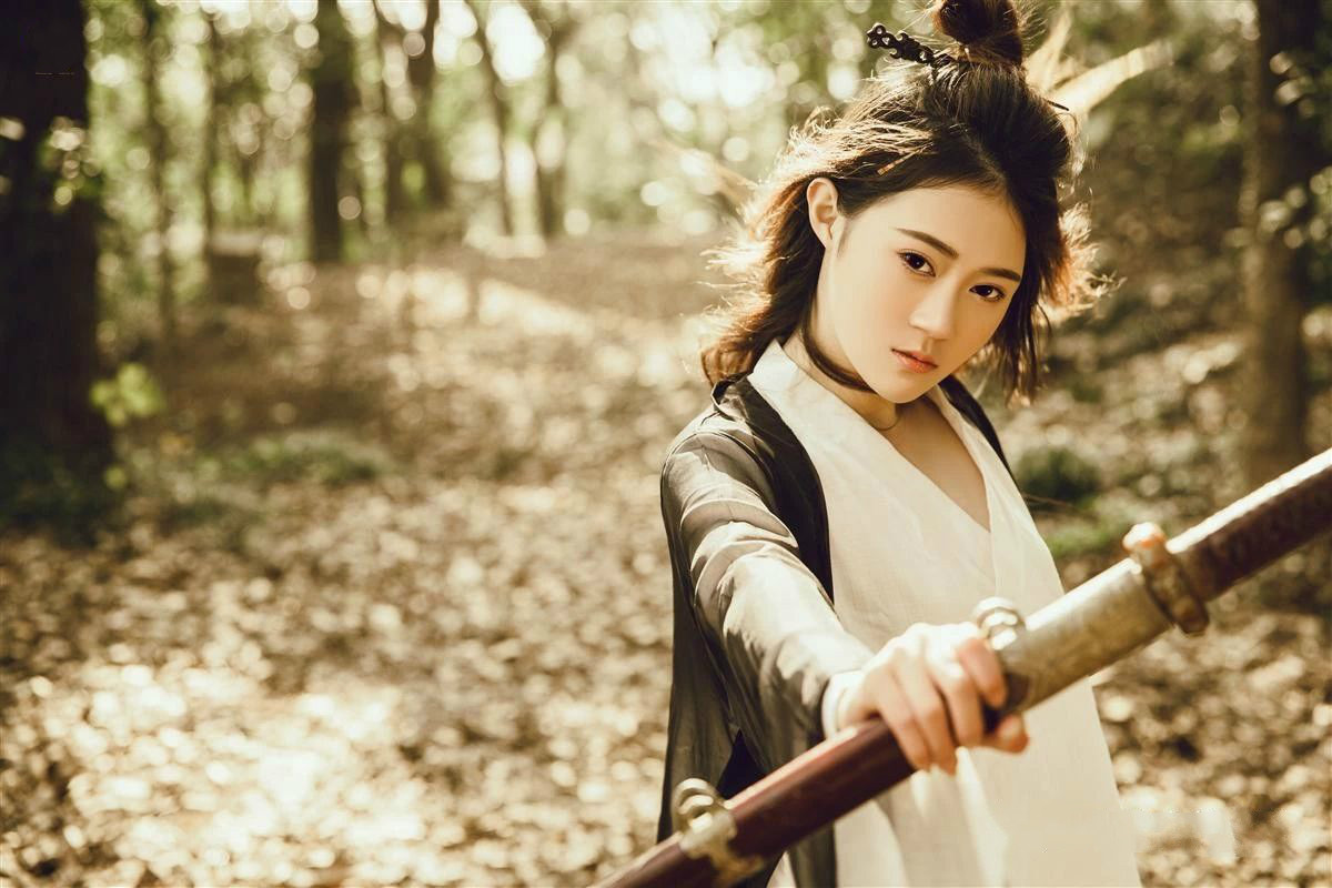 劍落秋-古裝攝影：韶華白首，不過浮生一闕