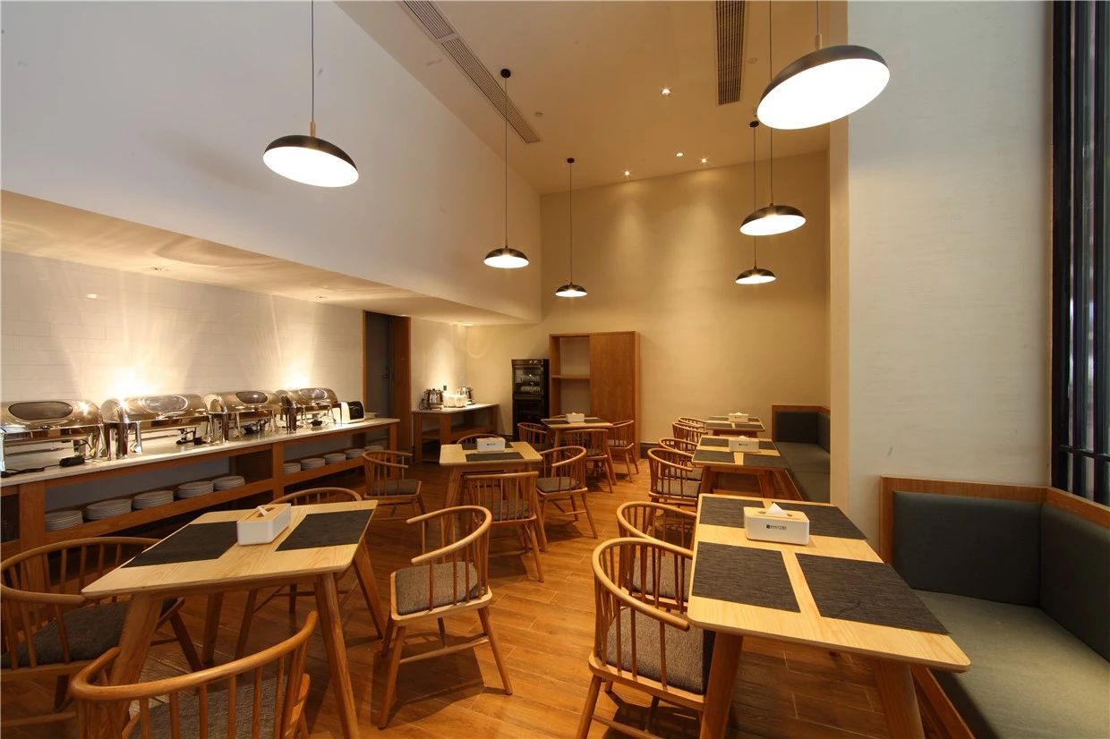 杭州·索特來(lái)文藝酒店，面臨選擇應(yīng)勇往直前