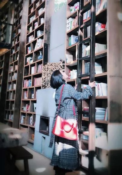 青田坐忘閣·藏書閣民宿，找回初心尋找回家的路