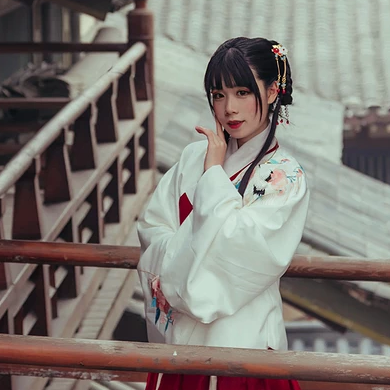 古典可愛女生頭像，唯美古風真人頭像