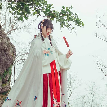 古典可愛女生頭像，唯美古風真人頭像