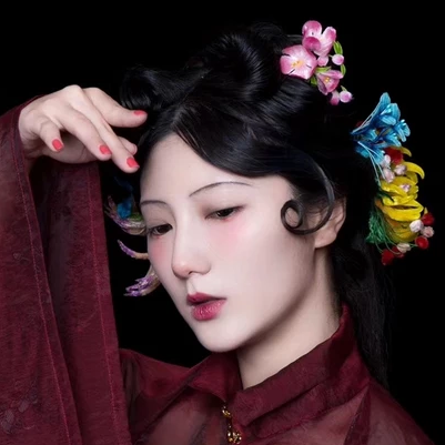 典雅梅花女生頭像，唯美古風(fēng)真人頭像