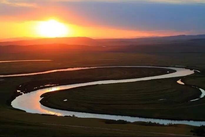 如詩如畫的草原意境，唯美風(fēng)景圖片！