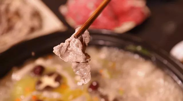 光和云朵·雪寶頂，喂馬劈柴看盡四季繁華