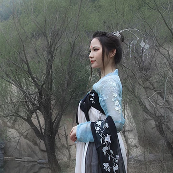 紅顏佳人女生頭像，唯美古風真人頭像