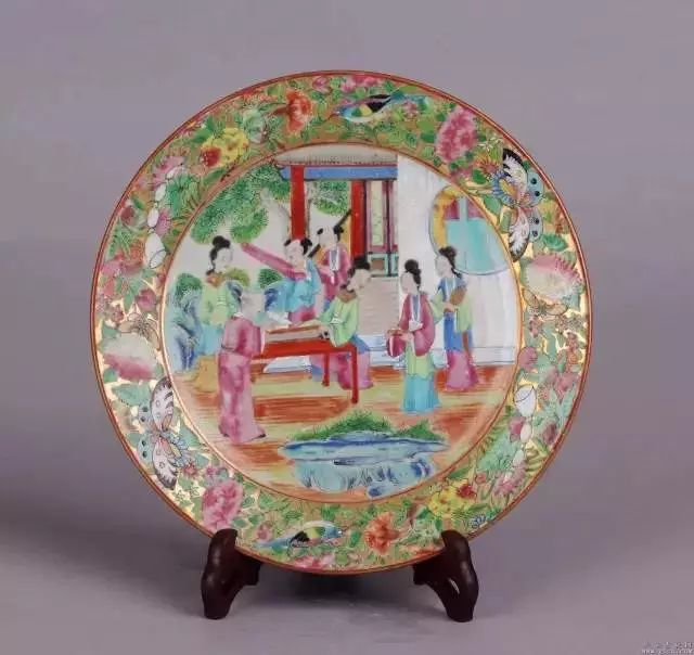 自帶仙氣的手繪插畫，古典與現(xiàn)代的巧妙結(jié)合