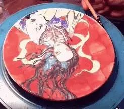 自帶仙氣的手繪插畫，古典與現(xiàn)代的巧妙結合