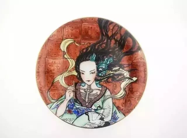 自帶仙氣的手繪插畫，古典與現(xiàn)代的巧妙結合