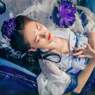 青蓮芙蓉女生頭像，唯美古風(fēng)真人頭像