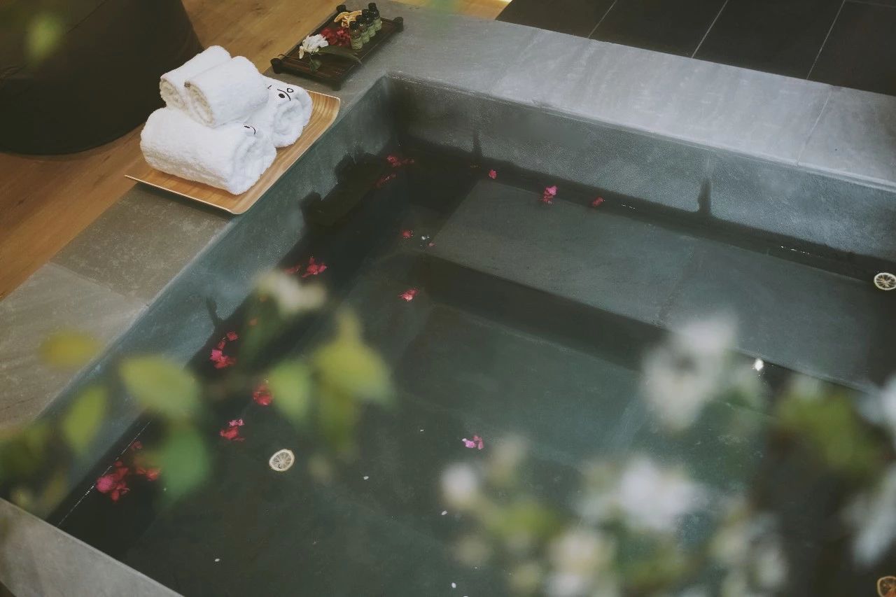 成都·坐忘森林，一宿一悟在火鍋之城住森林里