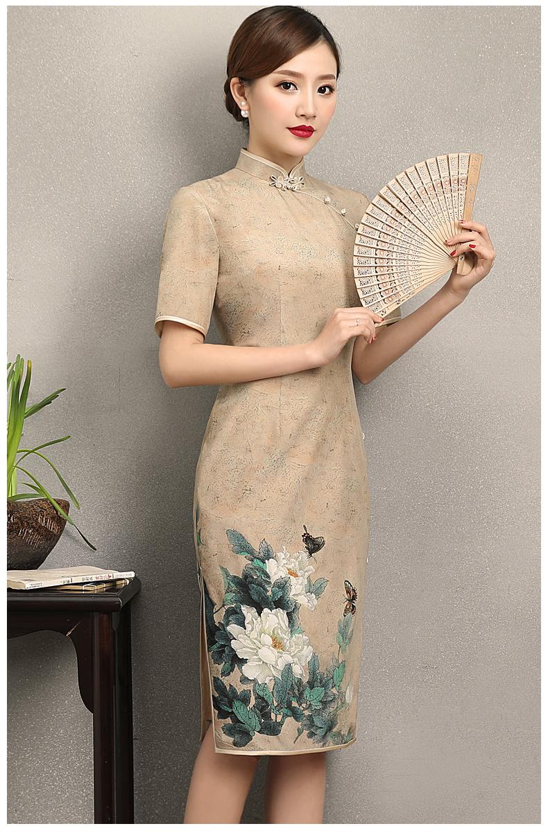 復(fù)古韻味旗袍，牡丹蝶香旗袍裙