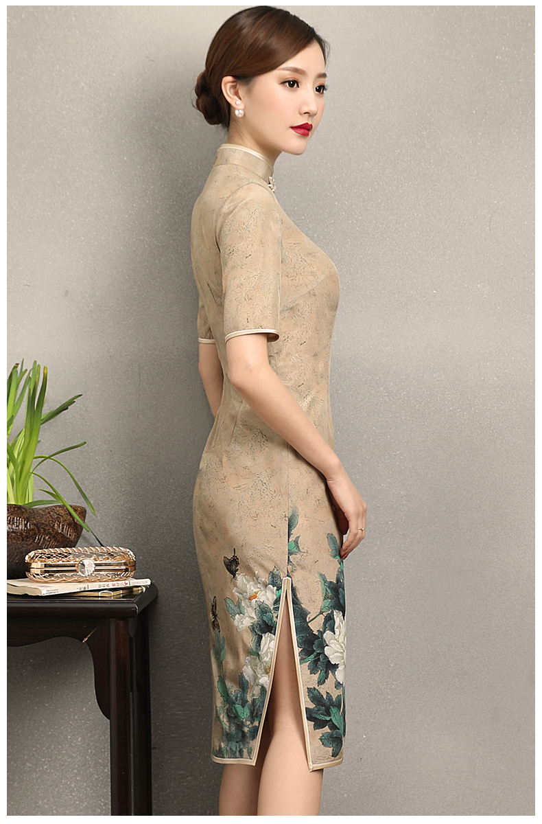 復(fù)古韻味旗袍，牡丹蝶香旗袍裙