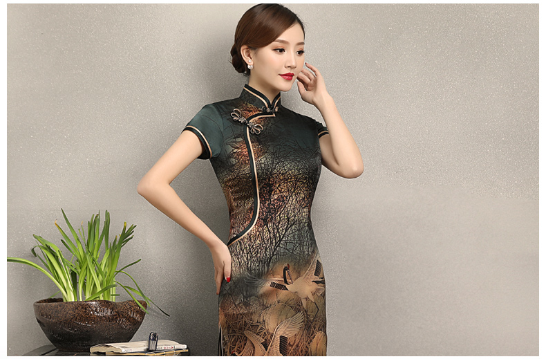 家佳樂文學仙鶴飛舞旗袍，優(yōu)雅古典修身旗袍裙