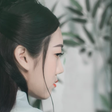 文藝清新碧春女生頭像，唯美古風(fēng)真人頭像