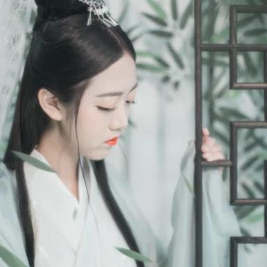 文藝清新碧春女生頭像，唯美古風(fēng)真人頭像